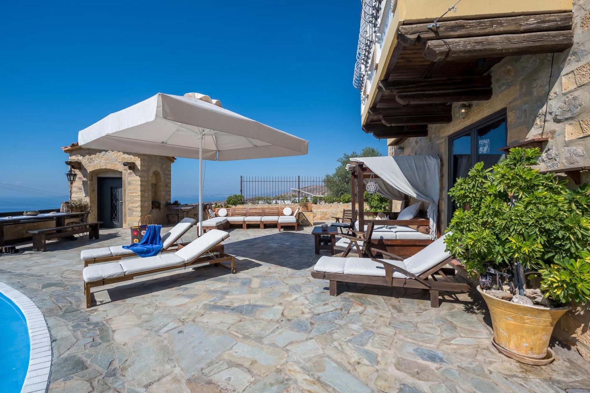 Four Seasons Stonework Castle Villa Lagonisi Exterior photo
